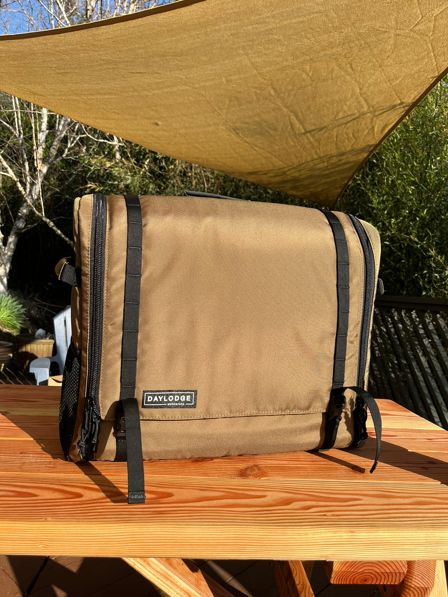 Workspace bag hanging on a vehicle