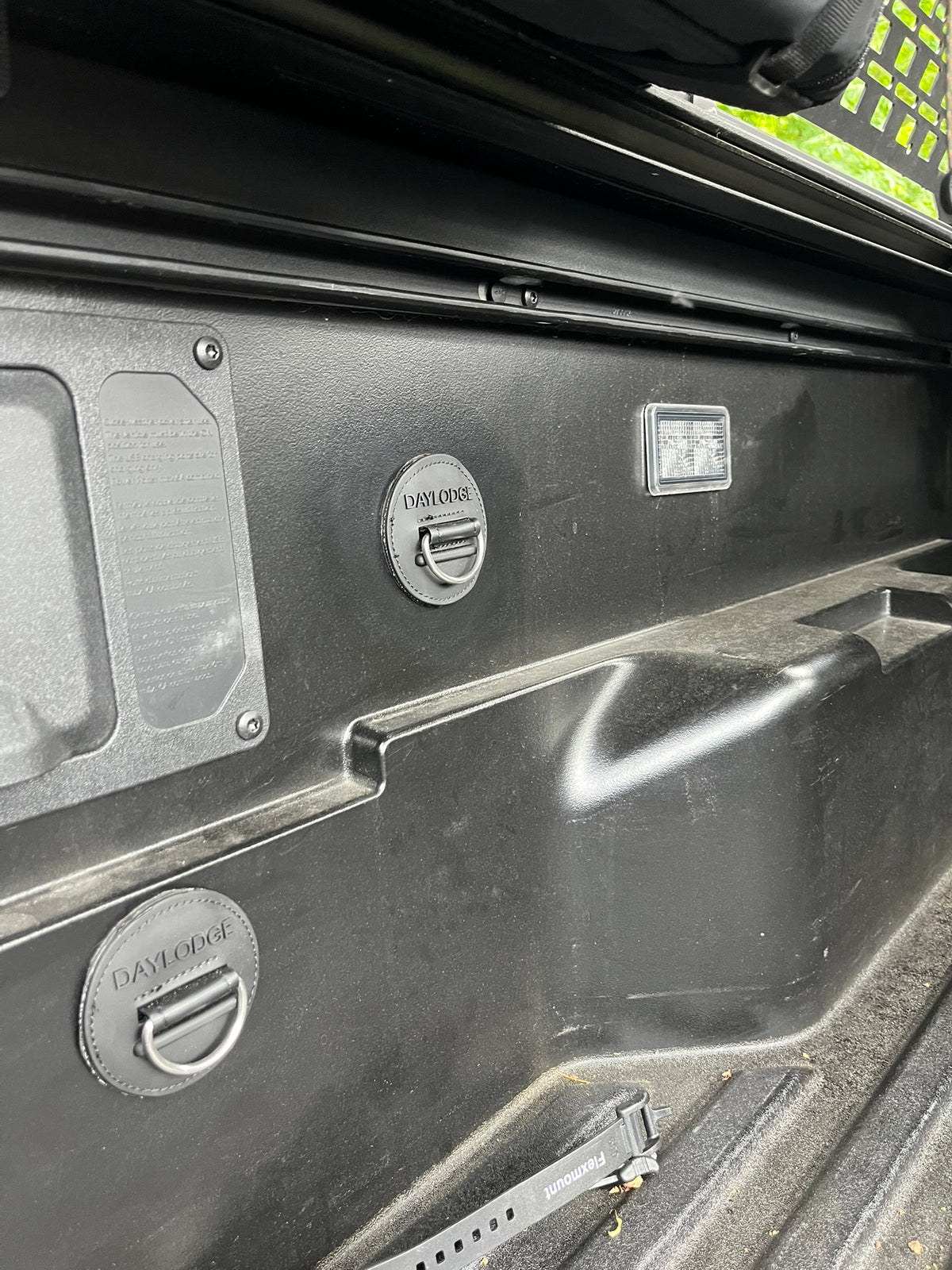 FLEXMOUNT™ adhesive anchors