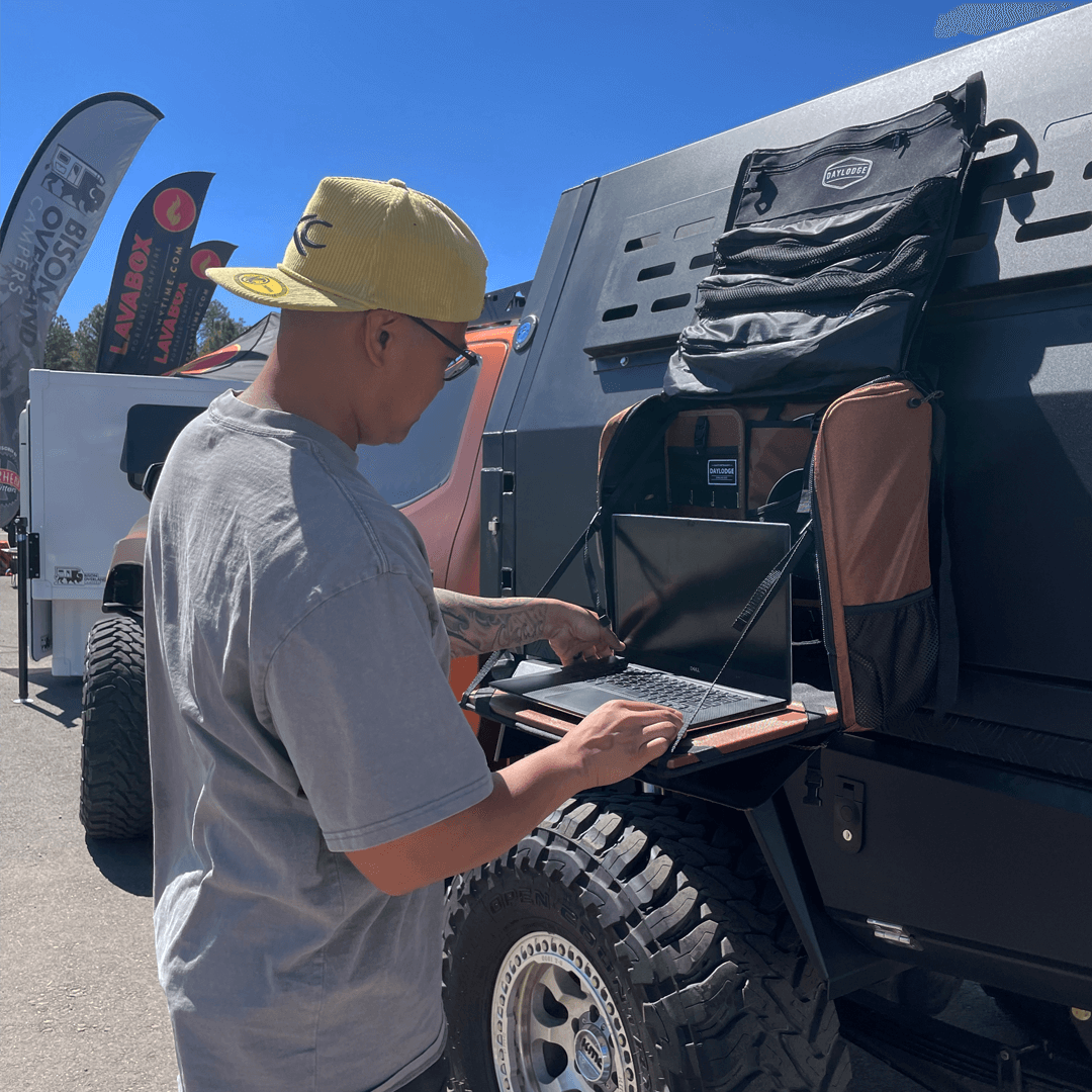 Workspace_Laptop_1080x1080.png__PID:4a8e2a71-aa8f-4749-b3f1-ca8073a2b49f